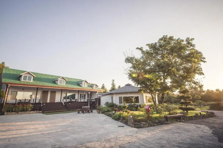 Sunyang Village Pension Jeju 0*,  Corea del Sud
